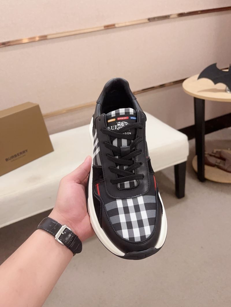 Burberry Low Shoes